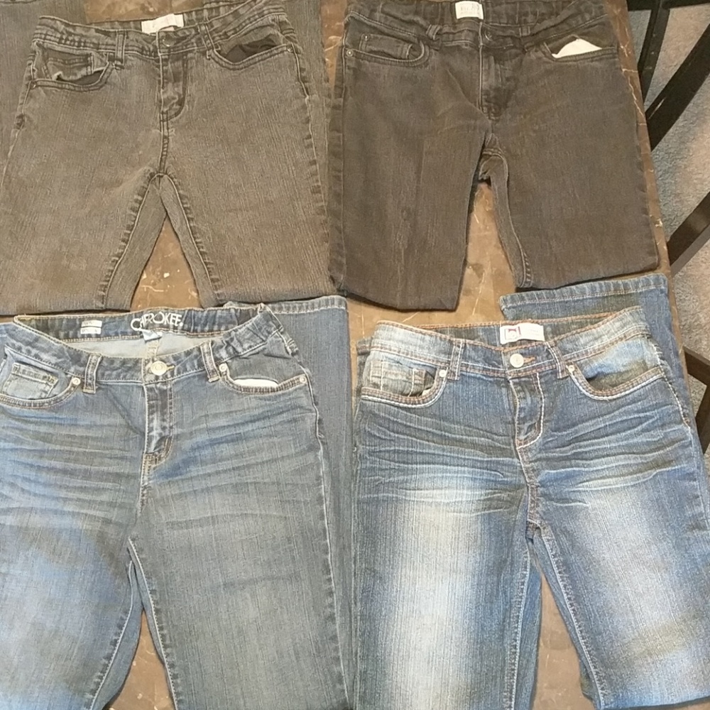 Lot of 4 jeans girls